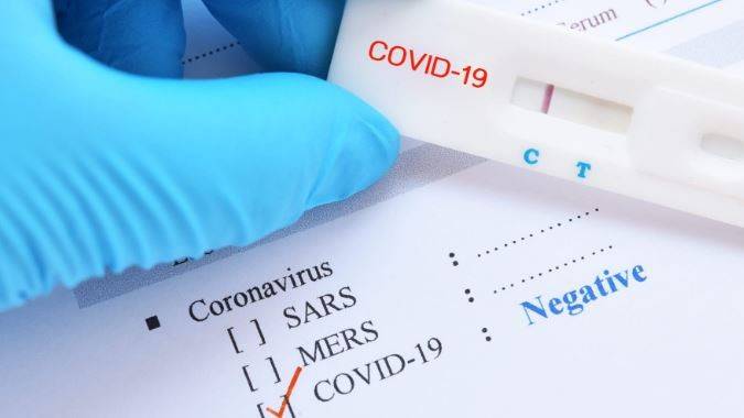 Canada to require negative Covid-19 test for entry