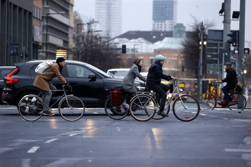 Road rage in Berlin as cyclists clog streets in pandemic