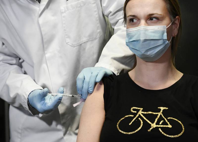 Severe reaction to Moderna vaccine 'rare': US study