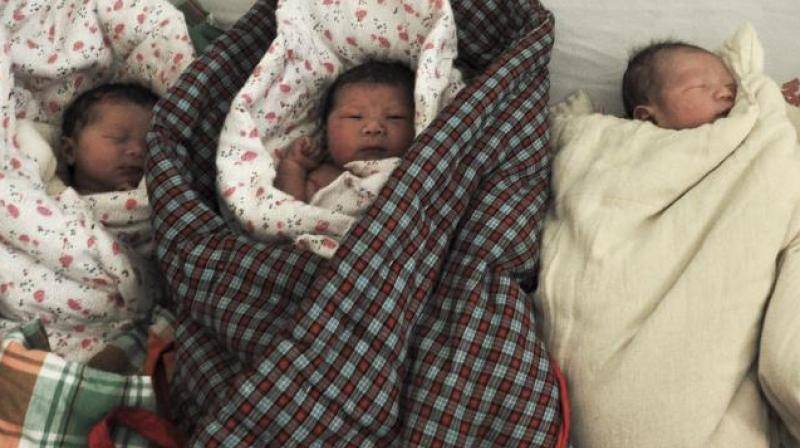 Births fall by nearly a third in 2020 in China