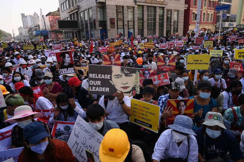 Myanmar protesters stage biggest rallies since troop deployments