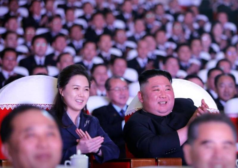 North Korean leader’s wife makes first public appearance