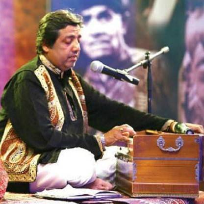 Folk singer Reshma's son dies from heart attack