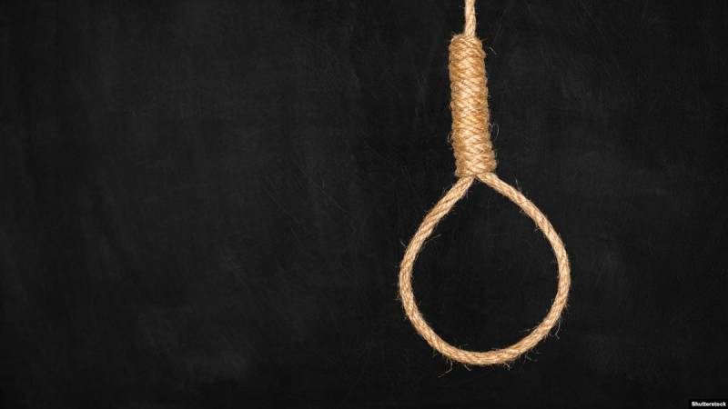 Karachi man awarded death for murdering wife