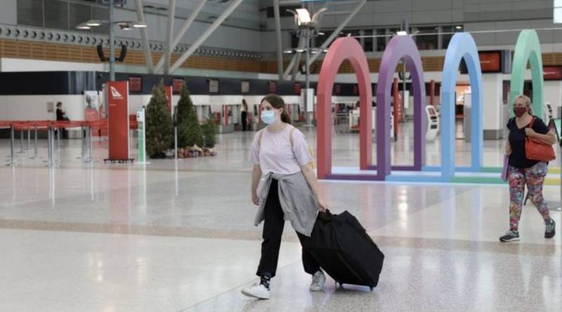 Australia borders could be shut until late 2022: minister