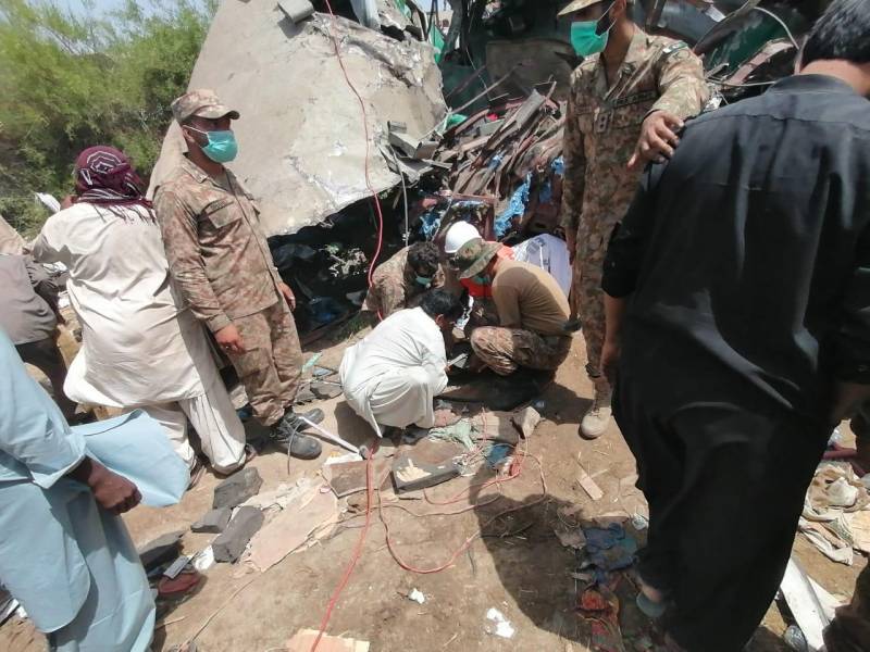 Army establishes relief camp at accident site