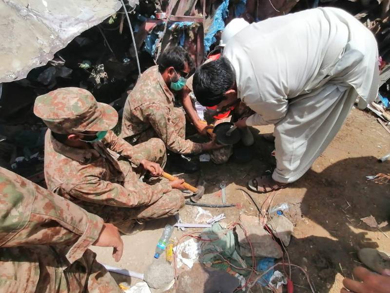 Army establishes relief camp at accident site