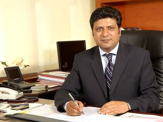 Notification of Tariq Malik as NADRA chairman issued 