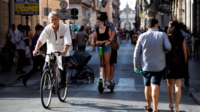 Mask-free and 'low risk', Italy welcomes milestone