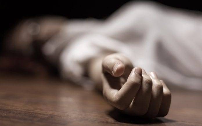 Girl shot dead outside Gujrat court over love marriage 