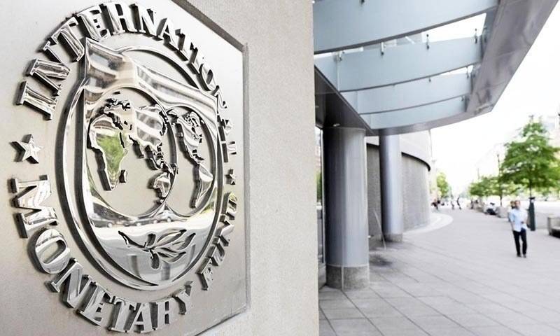 IMF warns of 'economic collapse'