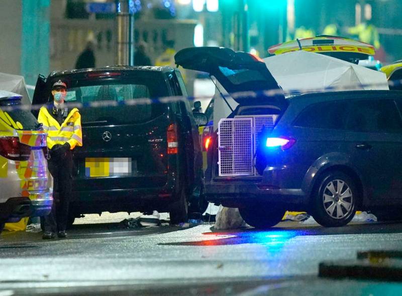 Armed man shot dead by police in London