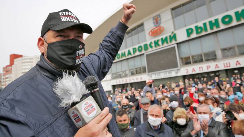 Belarus opposition leader Tikhanovsky jailed