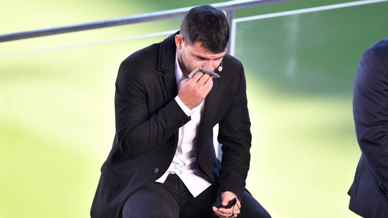 Tearful Aguero retires from football due to heart problem