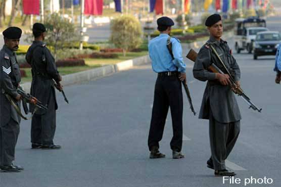 Two dacoits shot dead in Islamabad police encounter
