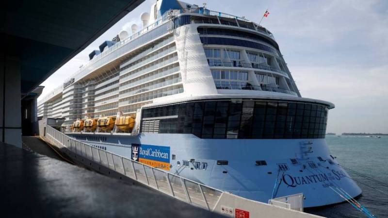 Covid-hit cruise halted in Indian waters