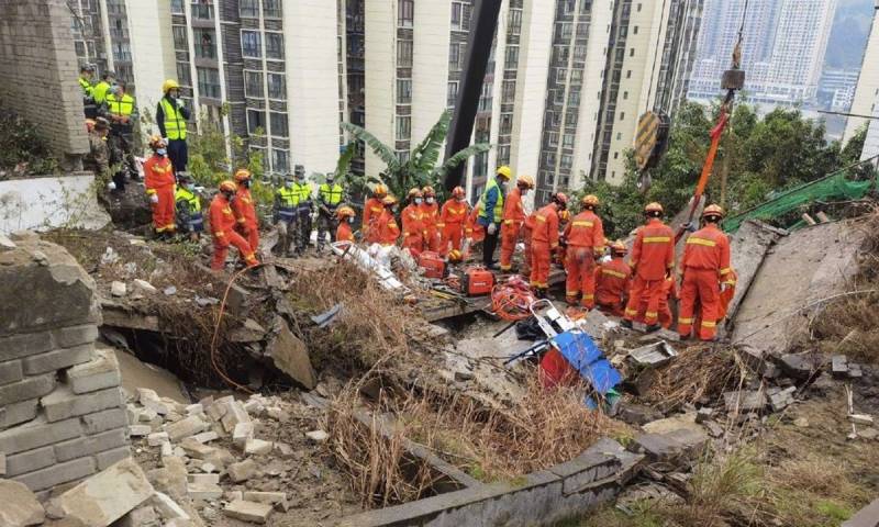 At least 6 dead in SW China building collapse