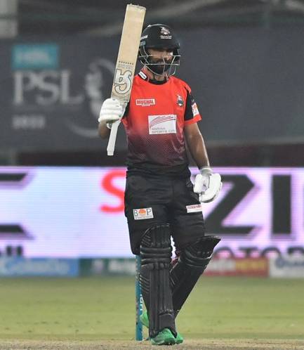 PSL 7: Lahore Qalandars defeats Karachi Kings by 6 wickets