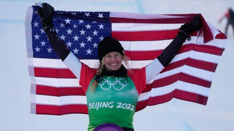 No slip-ups as snowboarder wins first US gold of Beijing Games