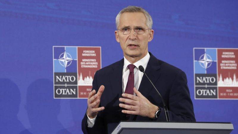 NATO chief says Russian build up at 'dangerous moment'