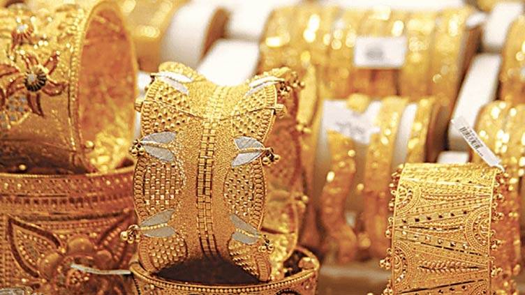 Gold prices jump by Rs600 per tola