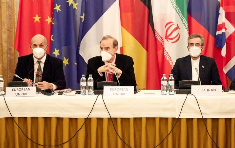Iran says nuclear talks at 'critical' stage