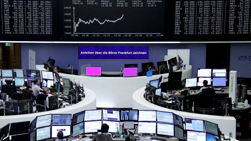 Europe stocks dive after Russia attacks Ukraine