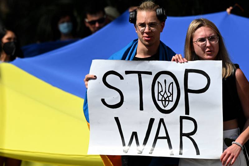 Russia, Ukraine set for talks as fighting rages