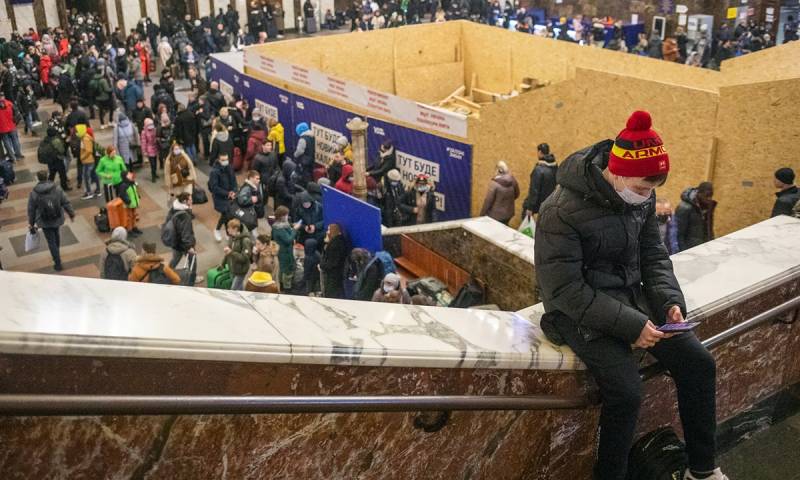 China starts evacuating citizens from Ukraine