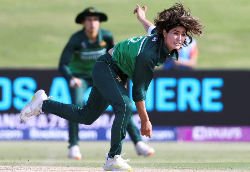 Indian women win World Cup match against Pakistan by 107 runs