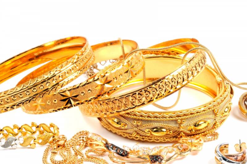 Gold price loses some shine again