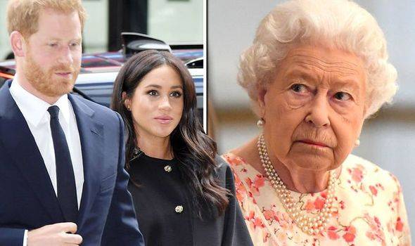 Prince Harry accused of 'snub' to queen