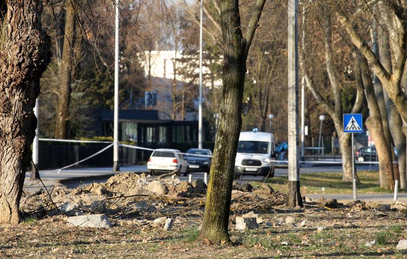 This picture taken on March 11, 2022 shows a crater on the ground after a flying object crashed overnight on the outskirts of the Croatian capital, Zagreb. AFP
