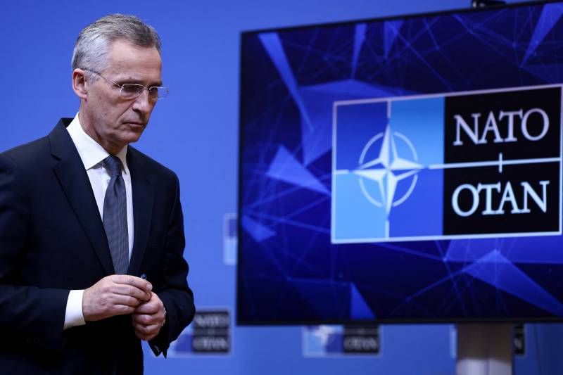 NATO rejects Ukraine 'peace mission', eyes more forces on eastern flank