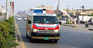 Five passengers killed in horrific road accident in Gujrat