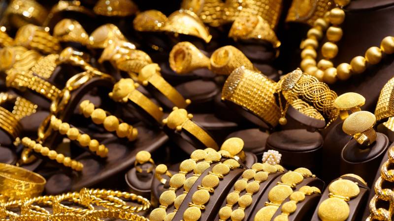 Gold prices are skyrocketing again