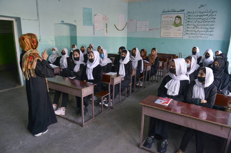 Heartbreak as Afghan girls ordered home just hours after schools reopen