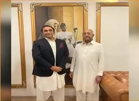 Independent MNA assures Bilawal of support on no-trust motion