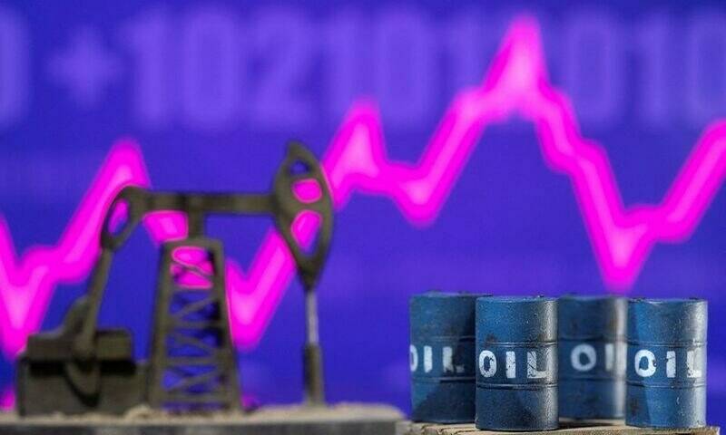 Oil sinks over China demand fears, stocks rise on Ukraine talks