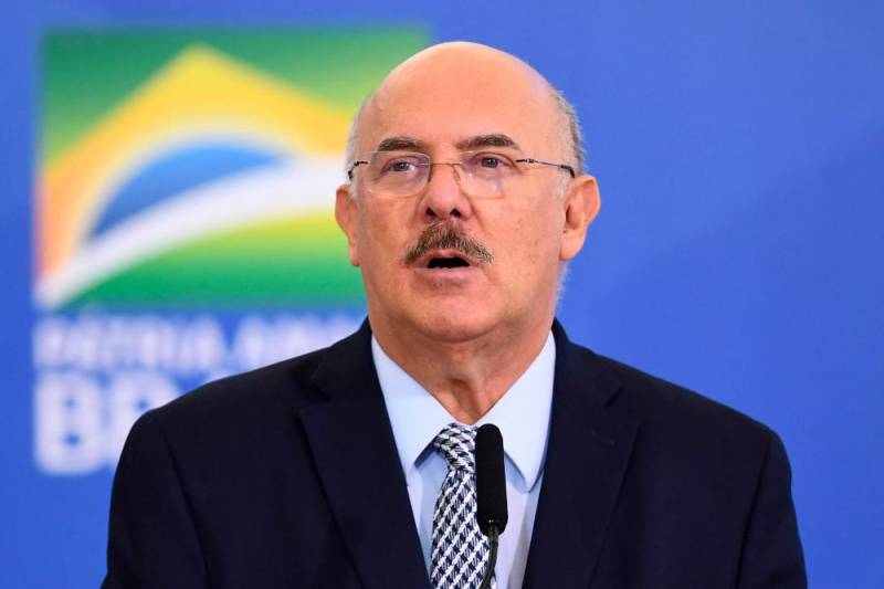 Brazil education minister resigns amid funding scandal