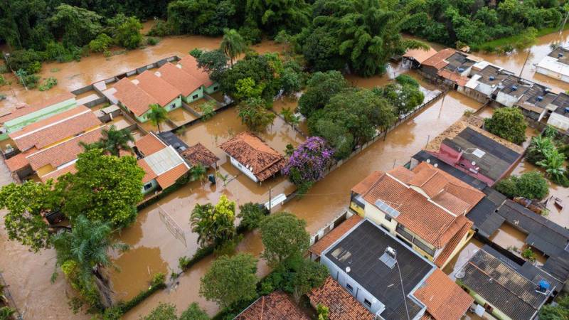 Torrential rains in Brazil kill eight, 13 missing