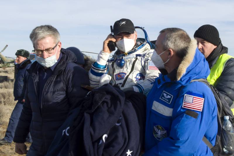 In space, Russians and Americans remain 'dear friends': astronaut