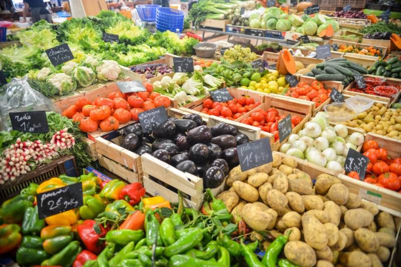 World food prices hit record high over Ukraine war: FAO