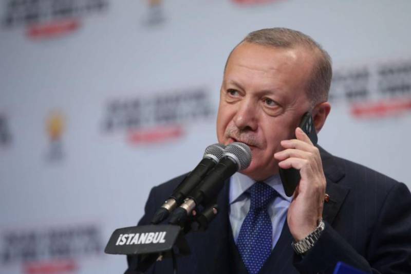 Turkish president extends greetings to PM Shehbaz 