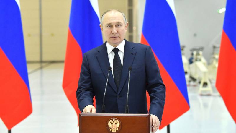 Russia to 'calmly' continue Ukraine operation: Putin