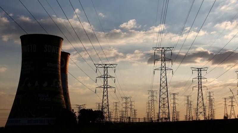 Closed power plants to start functioning by Eid, PM Shehbaz told