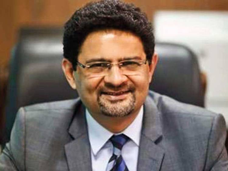 Economy can’t bear holding early elections: Miftah 
