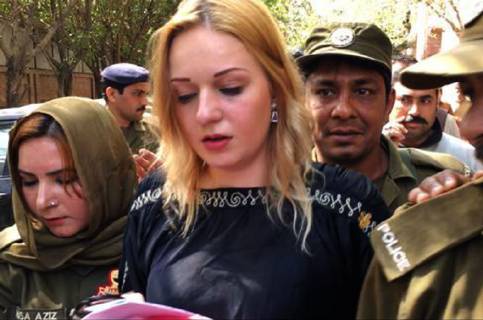 Big relief for Czech model; SC throws out Customs’ appeal against her