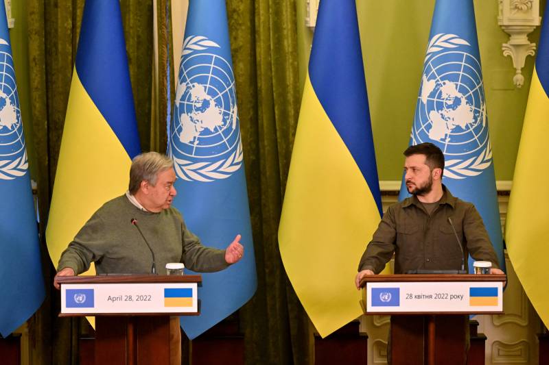 Russia strikes Kyiv during UN chief's visit