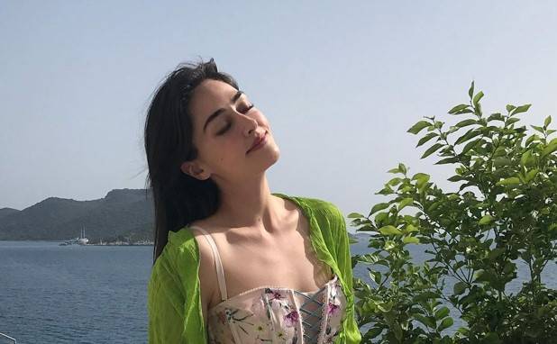 Esra Bilgic enjoys seaview at Istanbul’s Bosphorus where ‘East meets West’ 